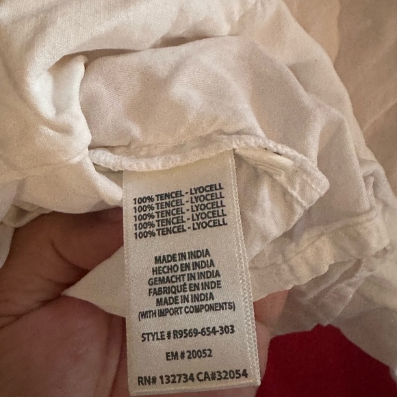 Anthropologie Cream Button-Up Blouse - Picture 8 of 8